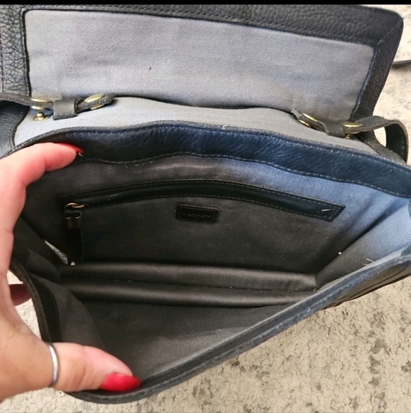 Madwell The Sketcbook Black Leather Bag - Picture 8 of 12